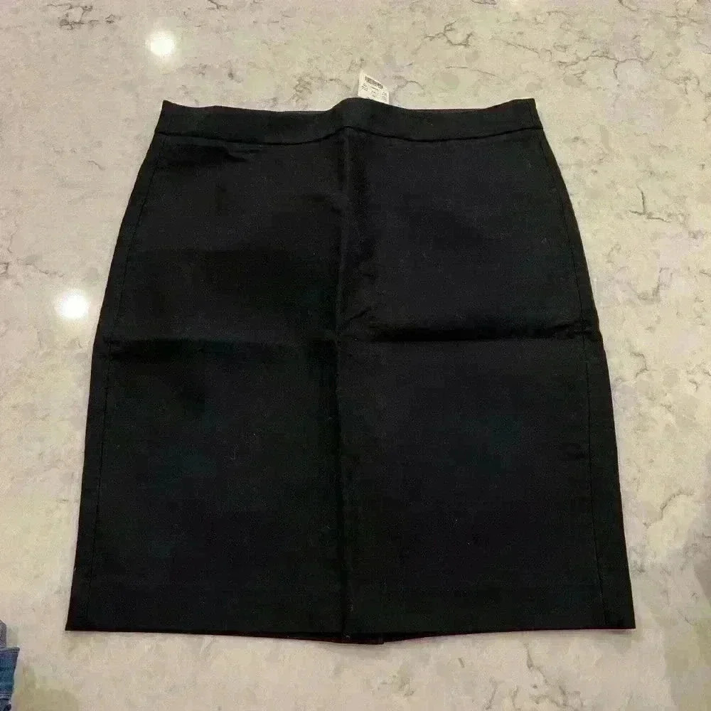 J. Crew Black Pencil Skirt NWT size 10